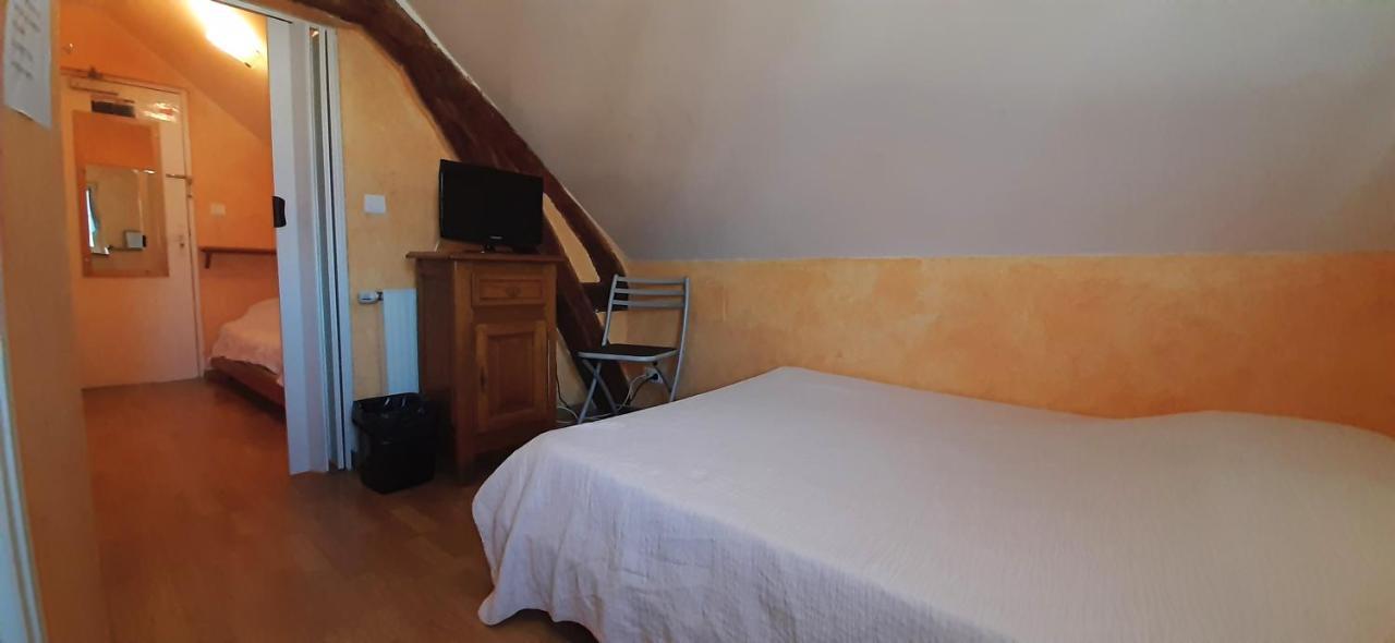 Le Marmagne Hotel Marmagne  Buitenkant foto